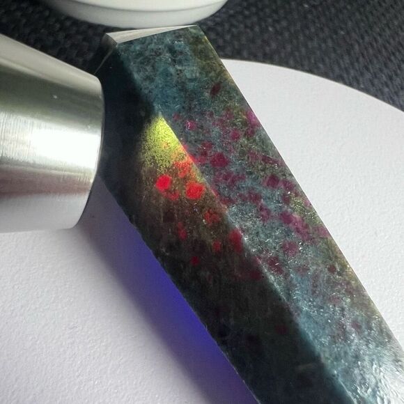 Ruby in Kyanite Crystal UV Reactive‎ Wand Scepter (2) - Picture 8 of 12